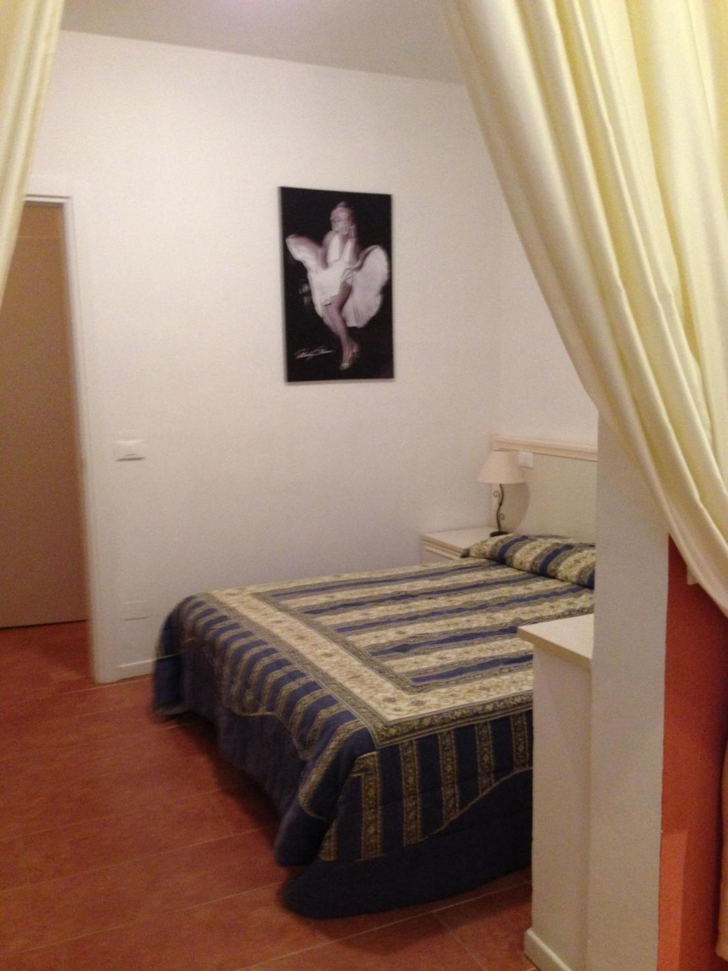 Hotel Residence Maria Grazia Rimini Room photo